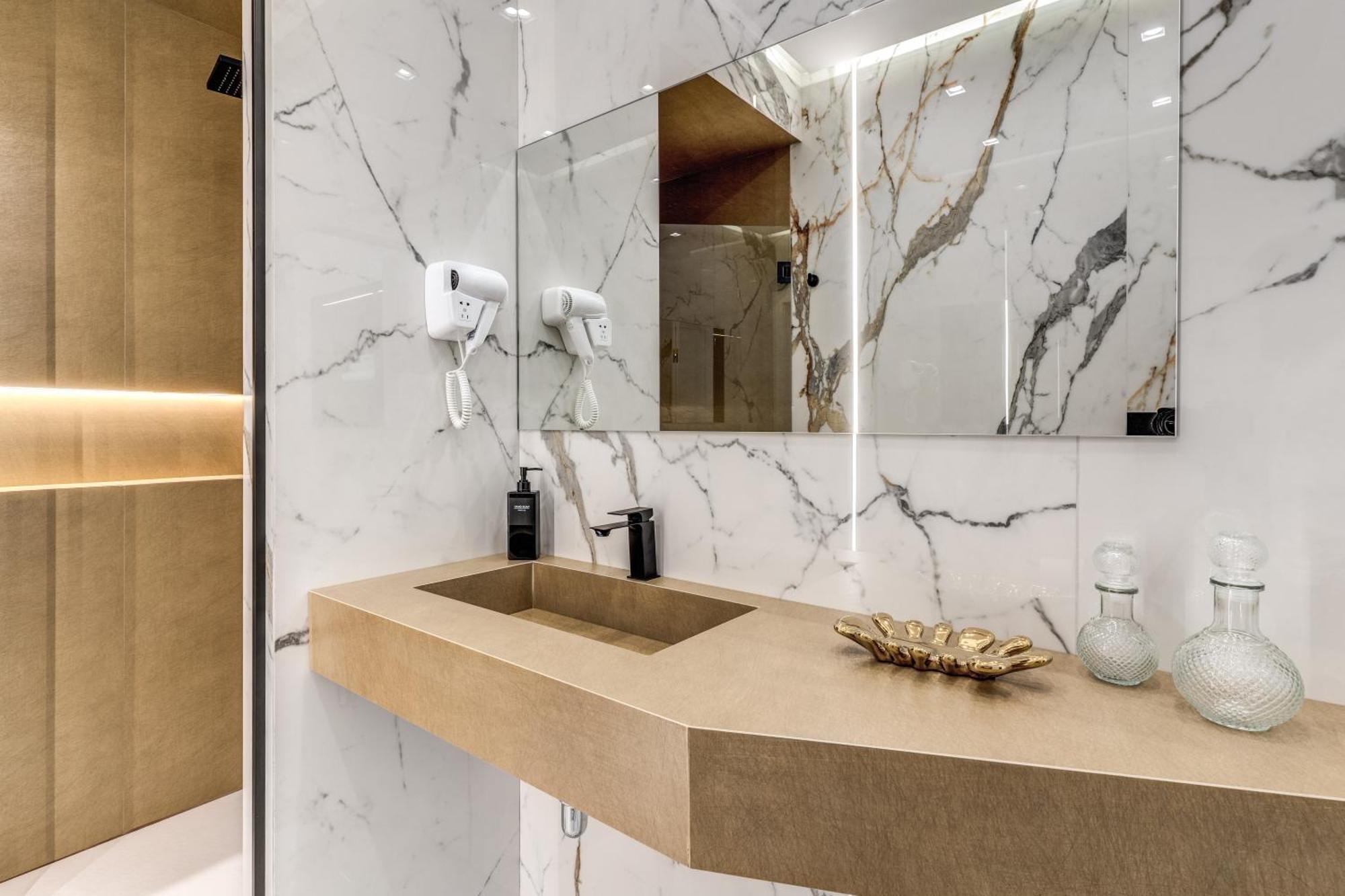 Atarooms Suites Napoli 外观 照片