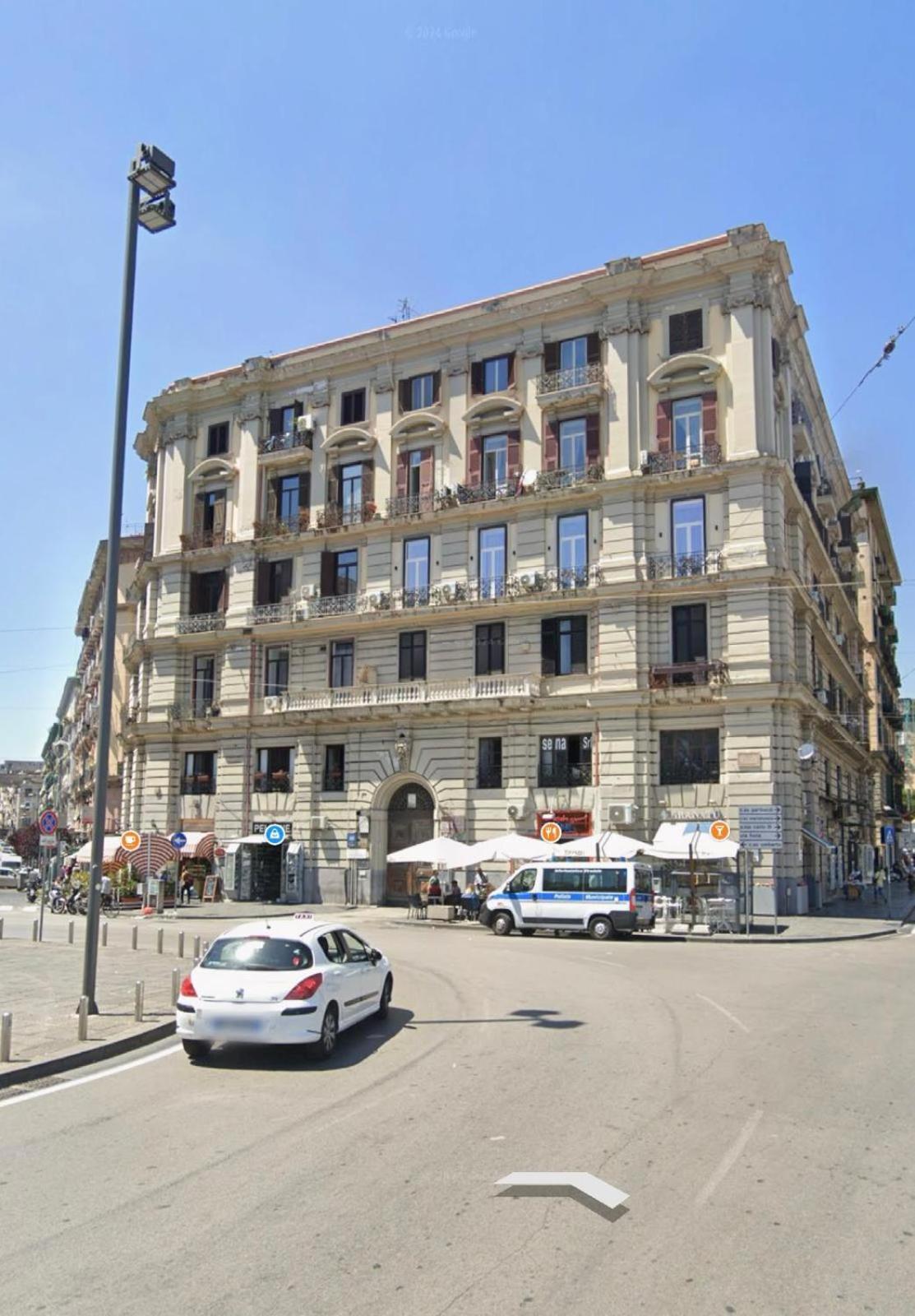 Atarooms Suites Napoli 外观 照片